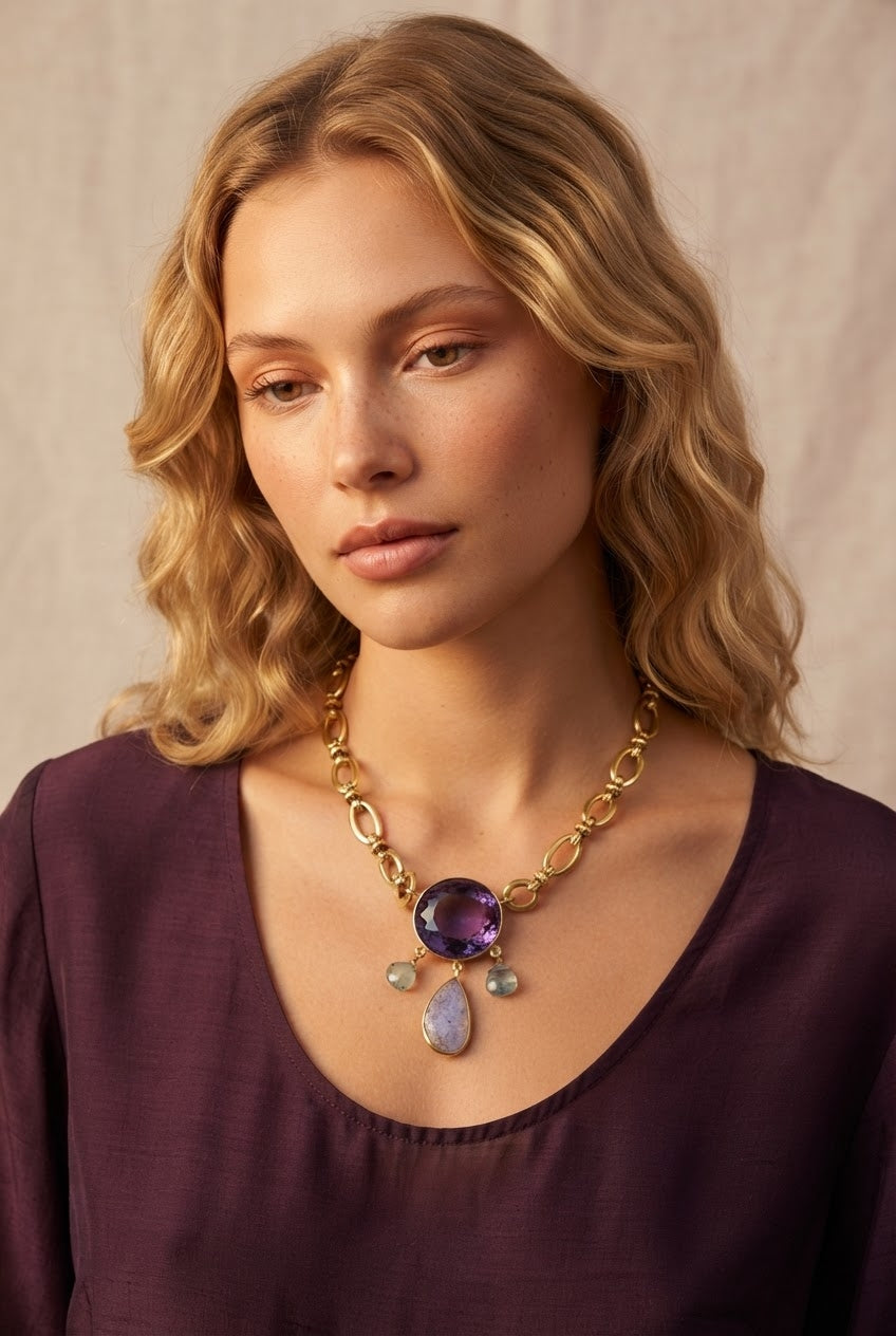 Shāmalatā Haar | Pink Amethyst, Super 7 & Rutile Quartz Oval Link Chain Pendant Necklace in 22k Gold Plated